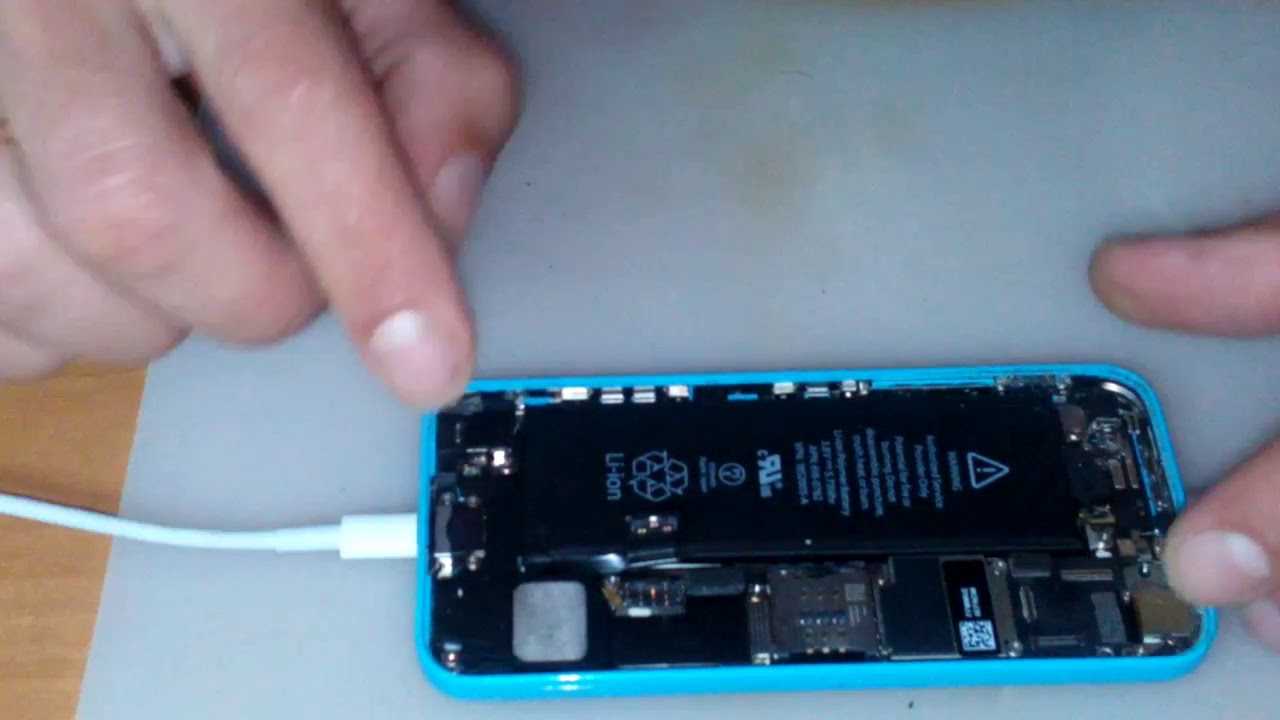 Айфон не включается и не реагирует на зарядку почему-то: что делать