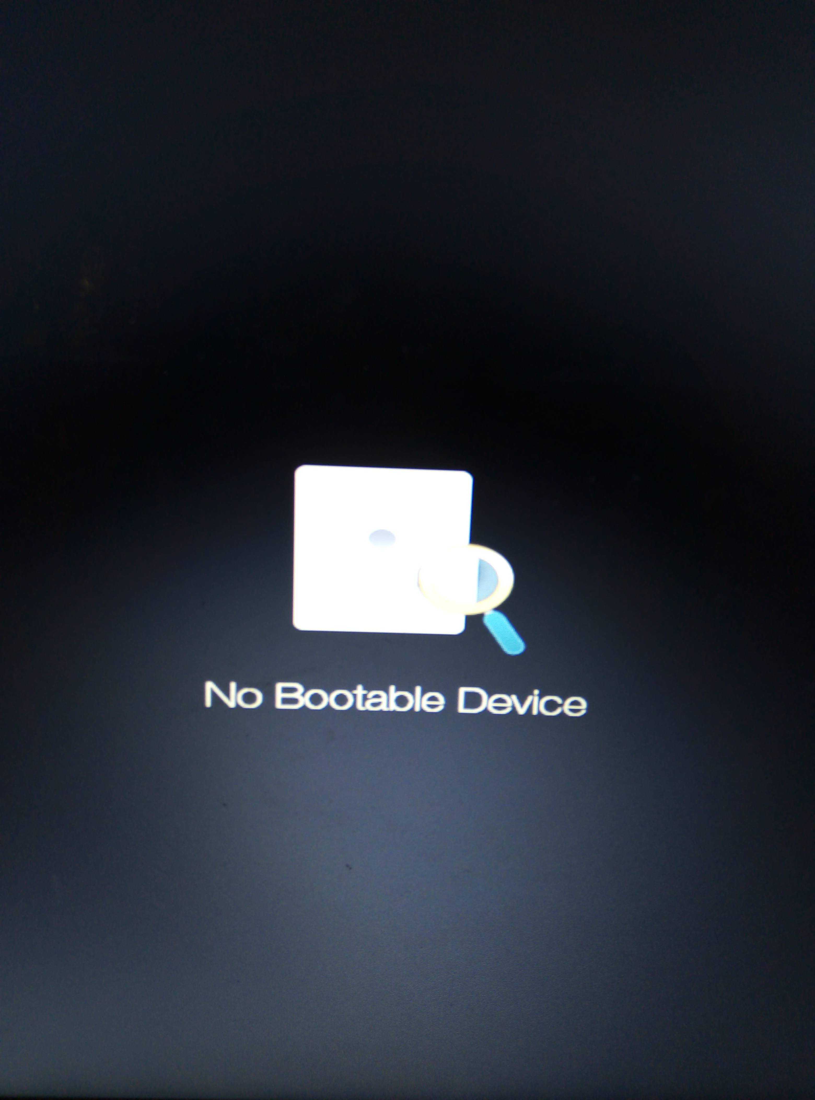 Ошибка no bootable device: почему не найдено загрузочное устройство?